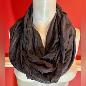 lululemon infinity circle scarf